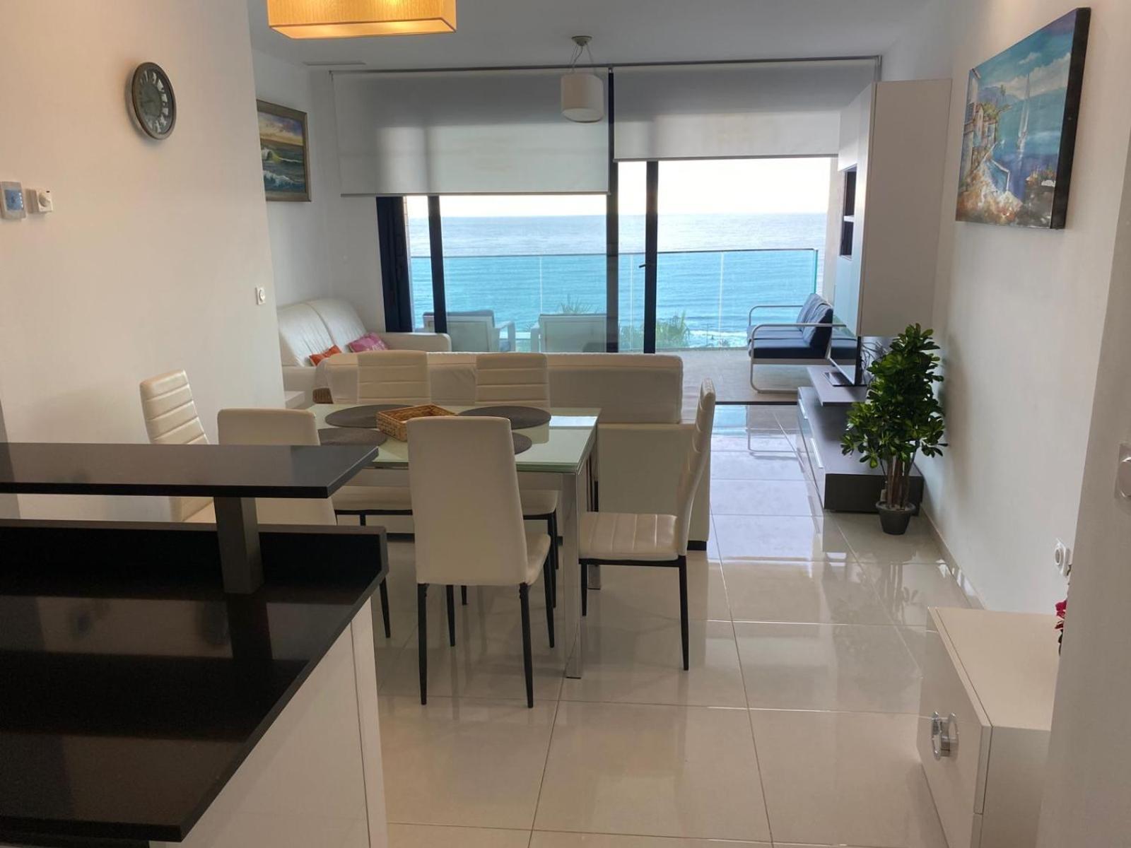 Apartment Deluxe Clara Sea Senses Τορεβιέχα Εξωτερικό φωτογραφία